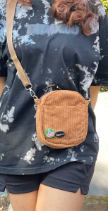 82 Shop Tas Selempang Pria Wanita Carlin Slingbag Casual Local Brand Korduroi Free 2 Pin Random