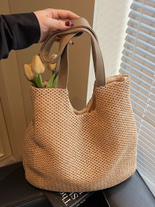 2025 New Womens Large Capacity Casual Versatile Beach Vacation Handbag Woven Single Shoulder Tote Bag Soft Polyester Lining