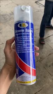 สเปรย์ซิลิโคน BOSNY หล่อลื่น ไม่ทำอันตรายต่อยาง พลาสติก กระป๋องใหญ่ การใช้งานคุ้ม