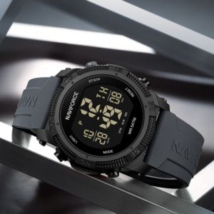 Naviforce 7104 Men Fashion Outdoor Watch Electronic LCD Digital Casual Date Week Alarm Wristwatches Silicone Electronic Clock