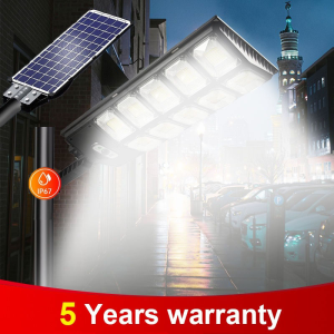 TOP Lampu jalan tenaga tenaga matahari otomatis outdoor LED Lampu Jalan Tenaga Jalan Tenaga Garansi 5 Tahun solar Light Tenaga Surya dengan + Remote