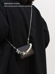 Fashionable Mini Chain Crossbody Bag Womens Lipstick Earphone Bag Stylish Retro Small Square Bag Hard Shell Synthetic Leather