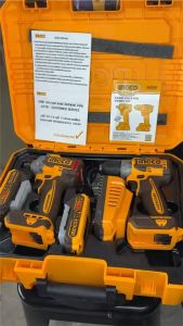 (ถูกสุด) INGCO Combo Set รุ่น CKLI20271 สว่านไร้สาย + บล็อคกระแทก (ประกัน2+2)