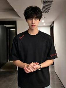 OUMULONG | Áo Thun Phối Nút Punk Luxe Kiểu Mỹ