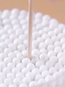 【2pcs free shipping】Romoss Tăm bông 100 que thân gỗ ngoáy tai tăm bông hai đầu tăm bông vệ sinh dùng một lần tăm làm đẹp tăm bông trang điểm