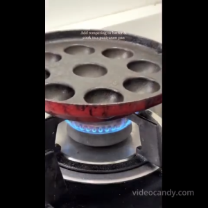 Pre-Seasoned Cast Iron Flat Base 7Pit Paniyaram Pan (Black 7 Inch)