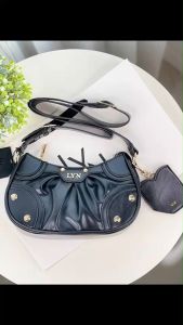 LYN กระเป๋าสะพายลิน กระเป๋าทรงBoogie หนังPULeather รุ่นใหม่ชนช้อปBrand งานoutlet SALE60-70%OFF