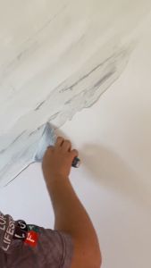 ชุดปูนลอฟท์ลายหินอ่อน สี ขาว-เทา *สำหรับทำผนัง* ใช้งานได้ 15-20 ตารางเมตร by ช่างต่ายสายลอฟท์ Loft Lifestyle