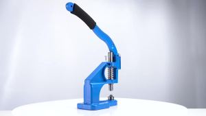 Grommet Eyelet Machine DIY Manual Snap Eyelet Press Tool with 1500pcs Grommets for Tarpaulin Curtains Belts Art Crafts Punching
