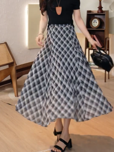 MANMI | Chân Váy A-line Cao Waisted Kiểu Caro Trẻ Trung Chống Lão Hóa