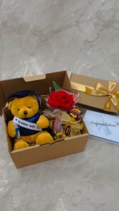 Hadiah Wisuda & Gift Box Wisuda: Panduan Lengkap