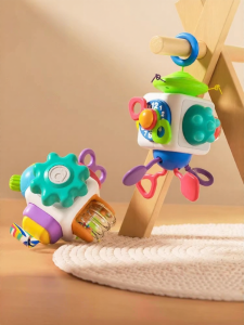 Auby | Intelligent Busy Ball Hexahedron Baby Rattle