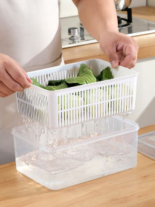 MRUN | Water-Draining and Sealed Food Storage Container