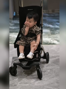 Xe đẩy gấp gọn tự động Kinderkraft KP2