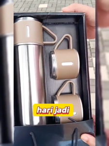 [12hr Insulation] Premium Vacuum Flask Bottle Set 500Ml 304 Stainless Steel Thermal with 3 Cup Portable Set