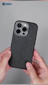 Ốp Da Hỗ Trợ Sạc Không Dây Từ Tính Viền Camera Kim Loại Cho Điện Thoại iPhone 17 Pro Max 16 15 14