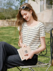 XIANGYING | Round Neck Striped Short Sleeve T-Shirt