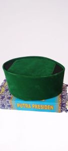 peci songkok bludru tinggi 9cm