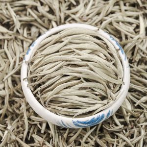Yunnan Ancient Tree White Tea Jinggu Big Silver Needle Tea Super Puer Tea Tea in Bulk Moonlight White Beauty Full Single Bud 250G