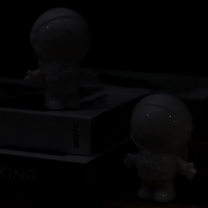 Đèn Ngủ Led Phi Hành Gia Sáng Trắng và Đèn Ngủ Quả Trứng Gà Tự Động Sáng Khi Trời Tối