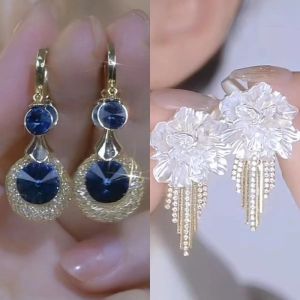 ต่างหูคริสตัลเงินสำหรับผู้หญิง ดีไซน์เก๋ไก๋ ต่างหูแบบห้อย ต่างหูแบบหัวเข็มขัด เครื่องประดับแฟชั่น เครื่องประดับสไตล์เกาหลี ใหม่ล่าสุด