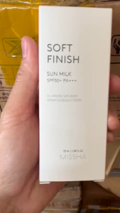 Kem Chống Nắng Missha hồng Missha all-aroundSafe Block Soft finish Sun Milk SPF50+ 70ml