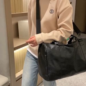 【🔥มาถึงภายใน 3 วัน】กระเป๋าออกกำลังกายแบบหนัง PU สำหรับใส่รองเท้าแบบอิสระสำหรับผู้ชายและผู้หญิงกระเป๋าสะพายผญ