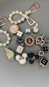 Bộ 18 Jibbitz Sticker Charm 3D chủ đề chuột M DIY Mayto nhựa cứng gắn Dép Crocs Cross Dép Sục Cá Sấu JB-66