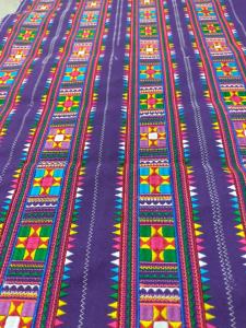 ลายปักลาหู่ด้วยเครื่องจักร ตัดแบ่งขาย=เมตร ใช้ประดับชุด เสื้อผ้า กระโปรง กระเป๋าอื่นๆ สามารถออกแบบตามใจชอบ