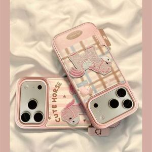 Embroidered pink horse with small label for Huawei mate70pro mobile phone case P80/P70nova14/1 h260705