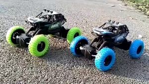 Mobil Remot Kontrol / Rock Crawler Mobil Jeep Remote Control Jeep Climber Ban Karet Mainan Anak(Plus Baterai 5pcs AA)