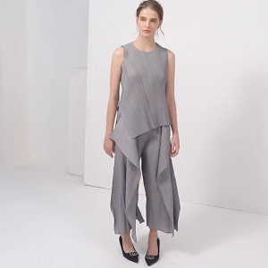 Pleated Women Two Piece Sets Long Sleeve T-shirt Tops Ladies Loose Double Layered Pants Original Designer Causal Clothing