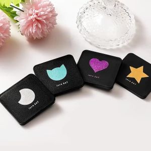 Aksesori Makeup Portabel: Cermin Lipat Mini Tipis Travel Love Day