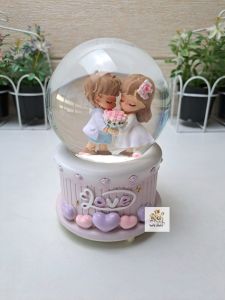 Snowball Kotak Musik Bola Kristal Salju Couple Waterball Snowglobe