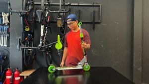 Xe Trượt Scooter Cho Cé HUFFY Prizm 100 Inline