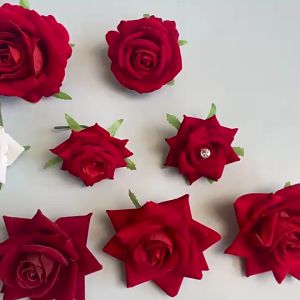 ดอกกุหลาบประดิษฐ์ หัวดอกกุหลาบสีแดง หัวดอกไม้ หลายขนาด สำหรับตกแต่งเค้ก ตกแต่งบ้าน 1 ชิ้น