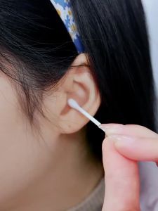 Brainbow | Ear Cleaning & Makeup Use Sterile Cotton Swabs 200 Pieces