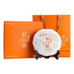 EFUTON TEA | Gift Box Hallmark White Tea Aged Shoumei Tea Cake
