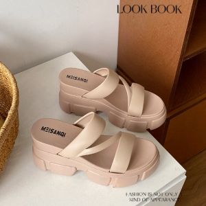 เข้าใหม่ LHMonday รองเท้าแตะแฟชั่นเสริมส้น ราคาจึ้งสุด 3 สี สวยมากๆ ไม่อมน้ำ ทำจากยางคุณภาพดี สำหรับผู้ชายและแฟชั่น