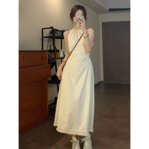 ชุดเดรสยาวปานกลางแขนกุดคอวีสีเบจ ทรงเอ สำหรับผู้หญิง ชุดเดรสฤดูร้อน 2025 ใหม่ ชุดเดรสยาวปานกลางชายหาด ชุดเดรสยาวปานกลางคอวีสีเบจ