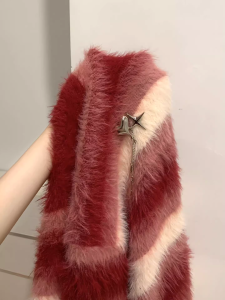 Red Stripes Autumn and Winter Long Velvet Knitwear Womens Mink-like Pullover Sweater Lazy Heart Brooch Padded Top