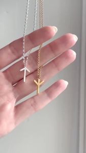 ไวกิ้งรูนจี้สแตนเลสสร้อยคอสำหรับผู้หญิงกลั่นนอร์ส Runic จี้อุปกรณ์เครื่องประดับของขวัญ