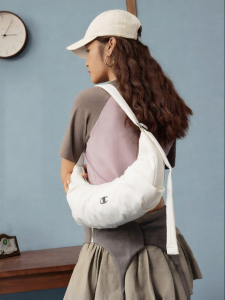 Champion | Soft Cloud Shoulder Bag