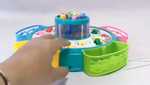 Đồ chơi câu cá 2 tầng nhựa ABS bóng đẹp chiếu hình ảnh xoay 360 3 cần + 5 sọt Bộ quà tặng Bé trai Bé gái có nhạc và đèn sinh động