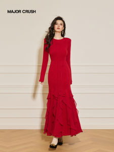 Retro Elegance Red Rose Dress