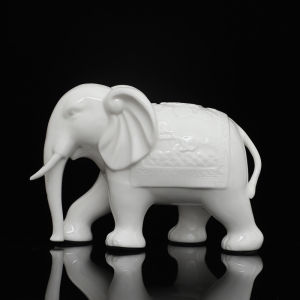 Creative Ceramic White Porcelain Elephant Decorative Figurines Pair Chinese Style Living Room Office Table Decor Lucky Wealth Attracting Feng Shui Small Elephant