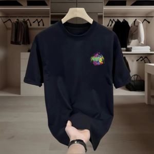 T-Shirt Wanita Lengan Pendek Korea - Katun Murni Adem & Nyaman Desain Grafis Warna & Tulisan Keren Gaya Harajuku Unik Ukuran Besar Slim Fit Baju Casual Liburan Tren 2025 Uniseks Longgar Modis Rasa mewah dan premium Tops Pullover Kerah Bulat Pakaian couple