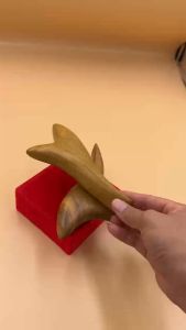 Dụng Cụ Day Ấn Huyệt Mát Xa Én Gỗ Thơm Diện Chẩn Thân Tâm