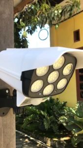 Lampu Tenaga Surya / Solar Cctv / Tenaga Matahari Model CCTV/Lampu Solar Led sensor 77 SMD model Cctv
