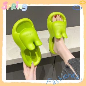 Lishops สินค้ามาใหม่✔รุ่นนี้งานจริงน่ารักมาก ดีเทลน้องกระต่ายน่ารักสุดๆ ตัวรองเท้าพื้นนิ่มใส่สบาย ใส่ไปได้ทุกที่💢